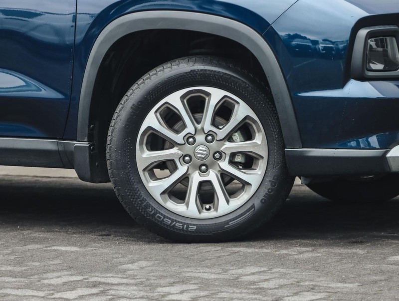 Suzuki Grand Vitara - Isuzu Richards Bay - Image 3