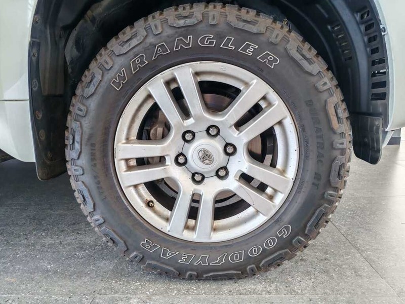 Toyota Land Cruiser Prado - Auto Investments Hatfield - Image 4
