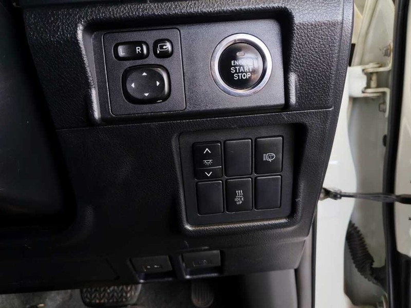 Toyota Land Cruiser Prado - Auto Investments Hatfield - Image 18