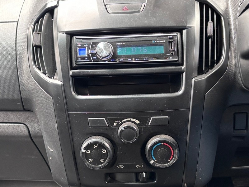 Isuzu KB - We Buy Bakkies - Image 15