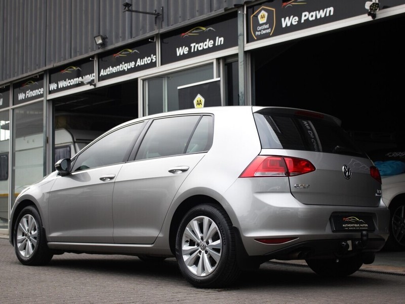 Volkswagen Golf - Authentique Autos - Image 3