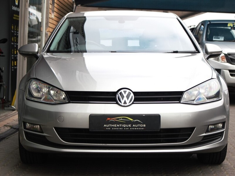 Volkswagen Golf - Authentique Autos - Image 16