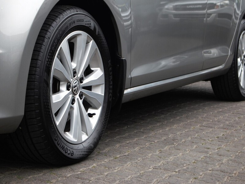 Volkswagen Golf - Authentique Autos - Image 17