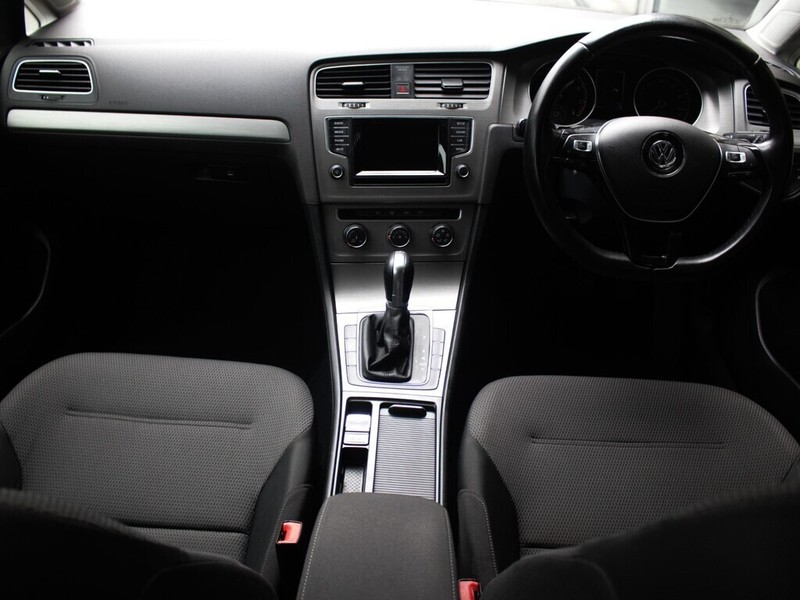 Volkswagen Golf - Authentique Autos - Image 6