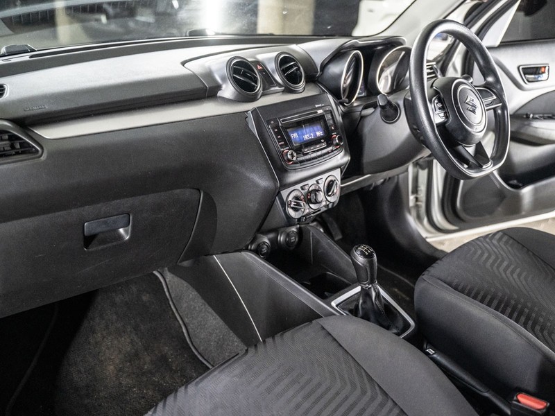 Suzuki Swift - Ford Fourways - Image 25