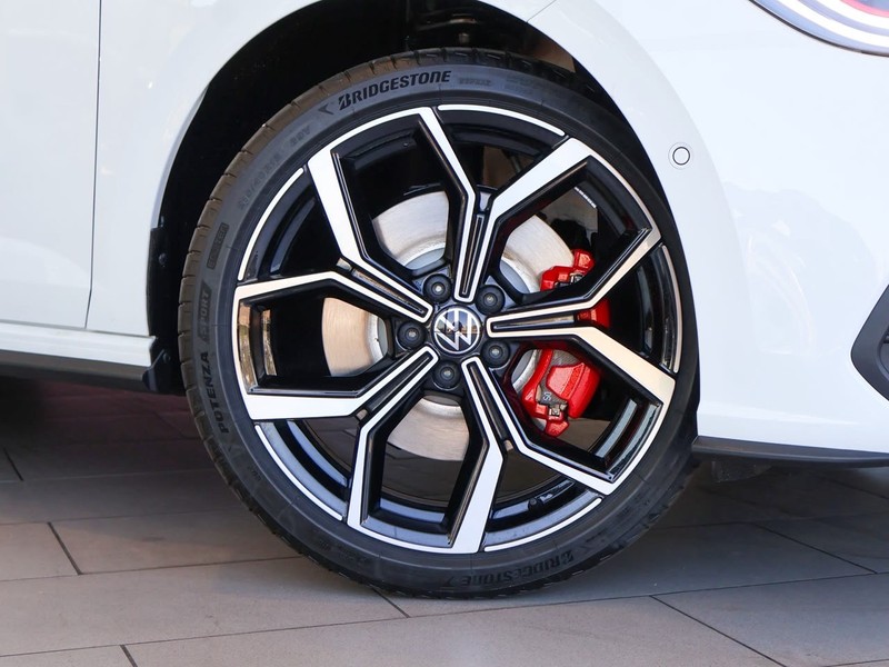 Volkswagen Polo - Hatfield VW Rivonia - Image 5