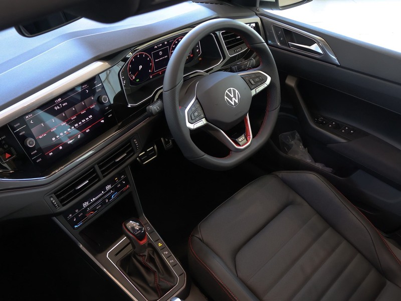Volkswagen Polo - Hatfield VW Rivonia - Image 36