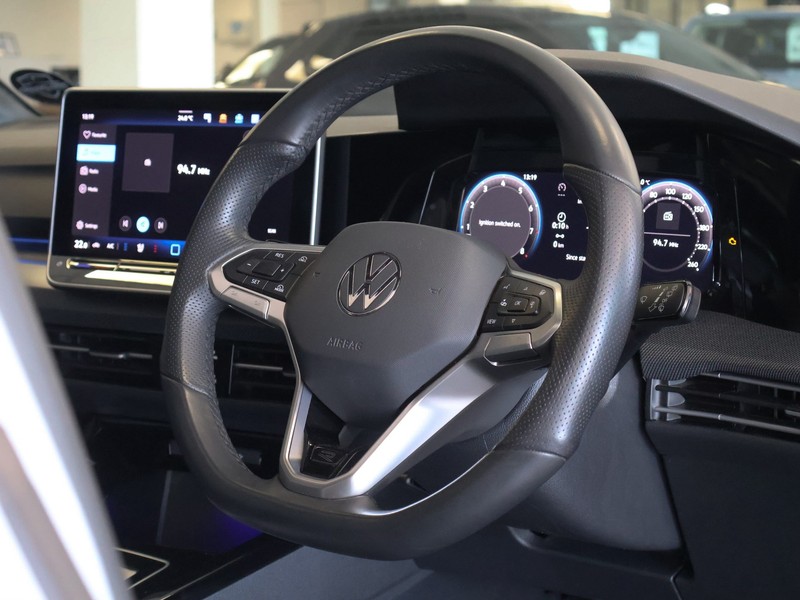 Volkswagen Golf - Hatfield VW Rivonia - Image 21