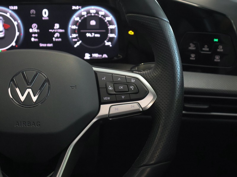 Volkswagen Golf - Hatfield VW Rivonia - Image 16