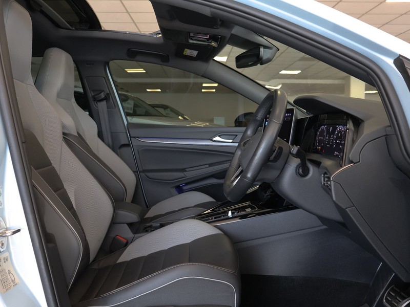 Volkswagen Golf - Hatfield VW Rivonia - Image 29
