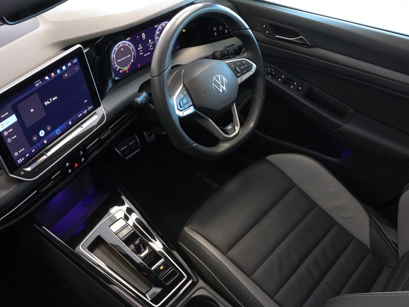 Volkswagen Golf - Hatfield VW Rivonia - Image 33
