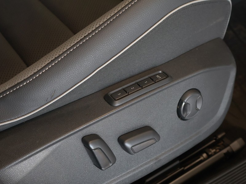 Volkswagen Golf - Hatfield VW Rivonia - Image 35