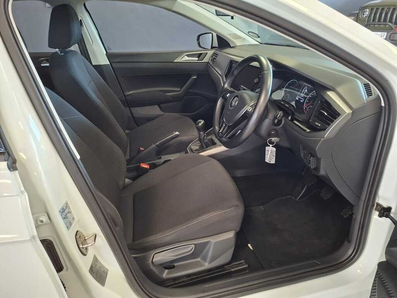 Volkswagen Polo - Cargen Auto - Image 12