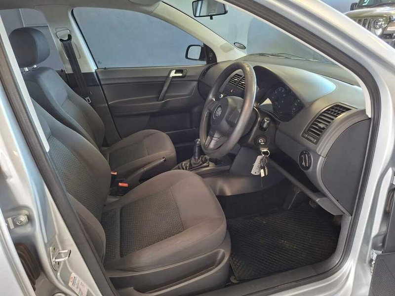 Volkswagen Polo - Cargen Auto - Image 12