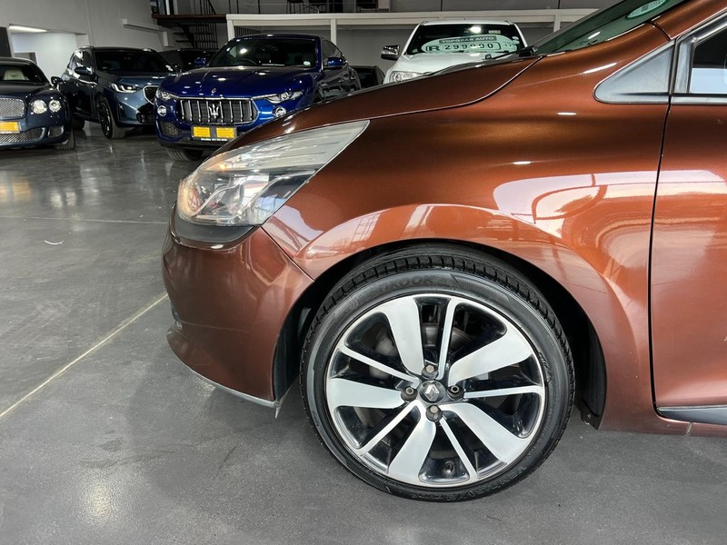 Renault Clio - Top Gear Auto - Image 4