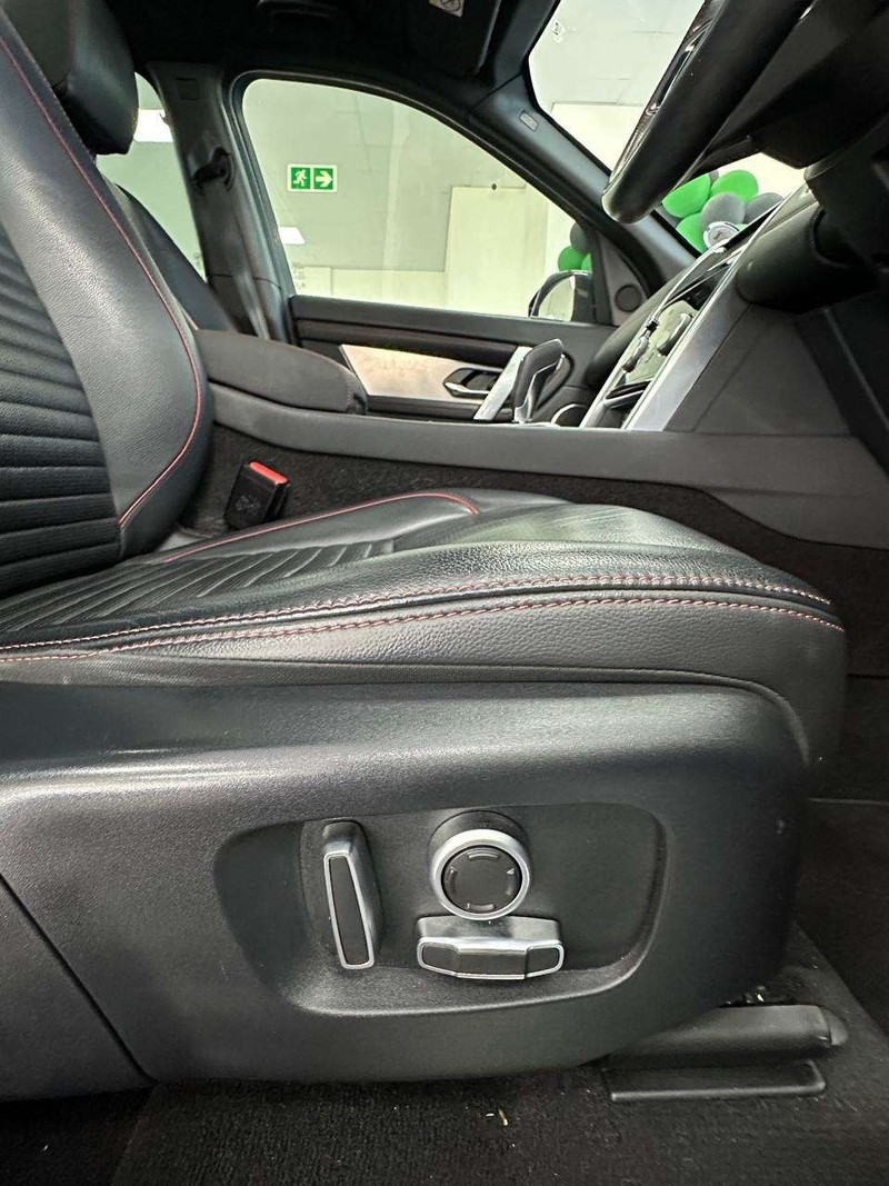 Land Rover Discovery - Thorp Tableview - Image 14