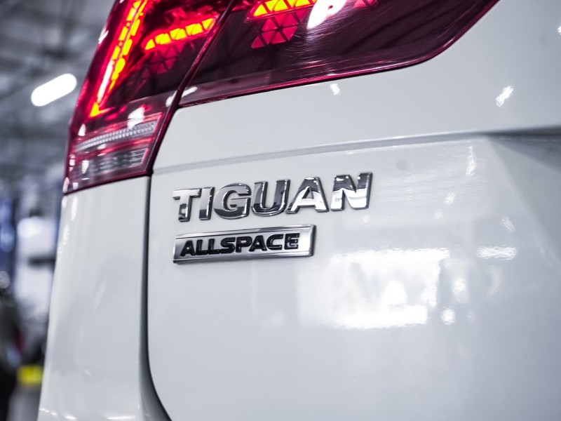 Volkswagen Tiguan Allspace - Chery Waterfall - Image 9