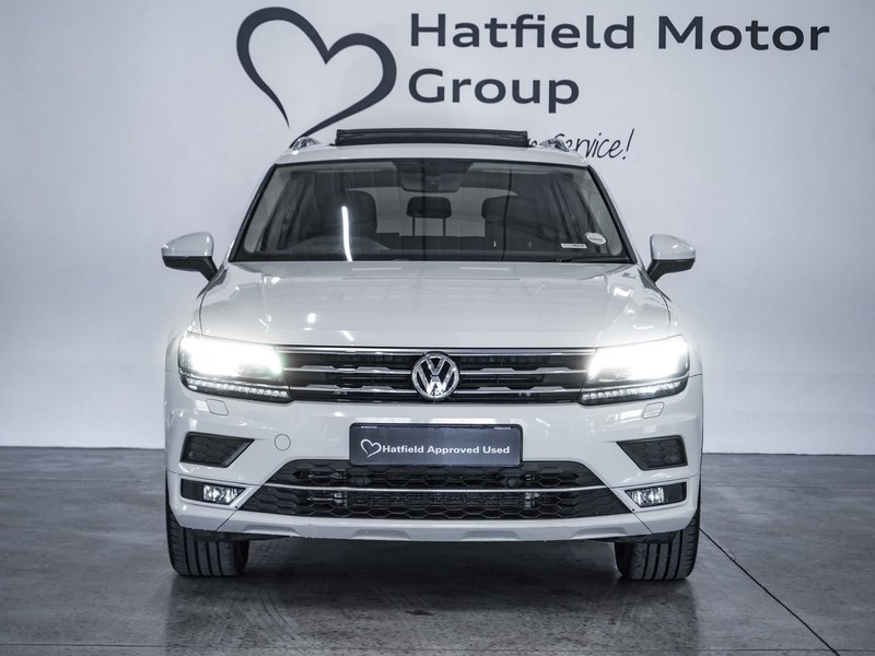 Volkswagen Tiguan Allspace - Chery Waterfall - Image 5