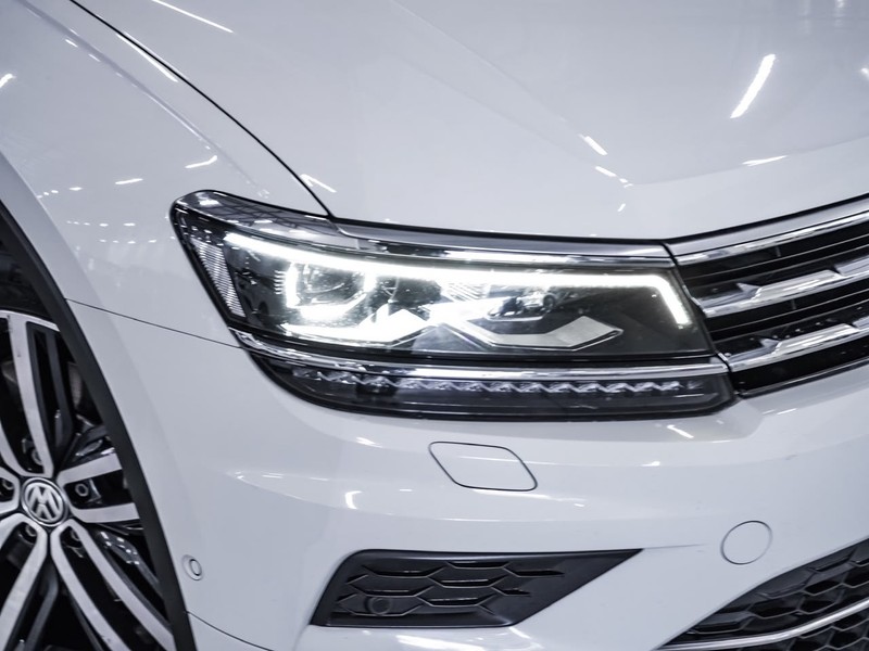 Volkswagen Tiguan Allspace - Chery Waterfall - Image 3
