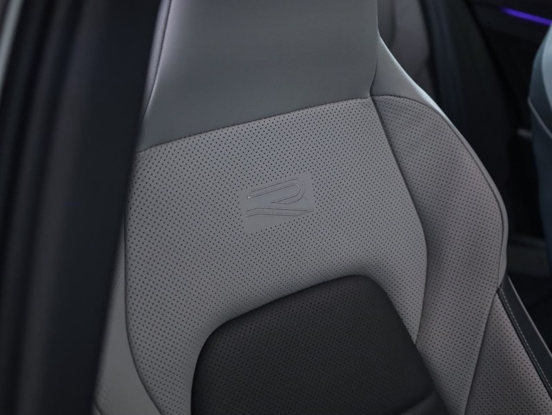 Volkswagen Golf - Hatfield VW Bryanston - Image 16