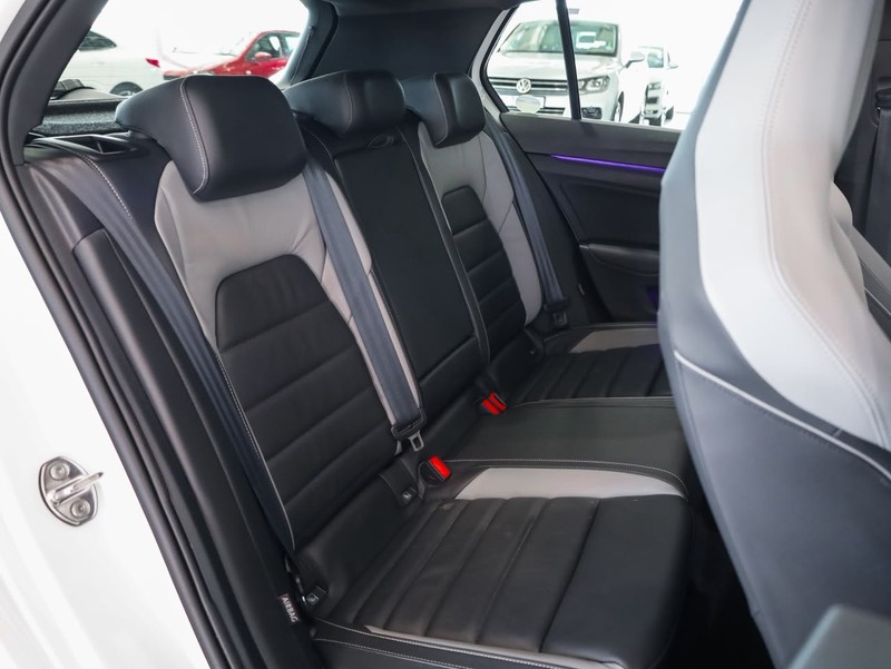 Volkswagen Golf - Hatfield VW Bryanston - Image 18