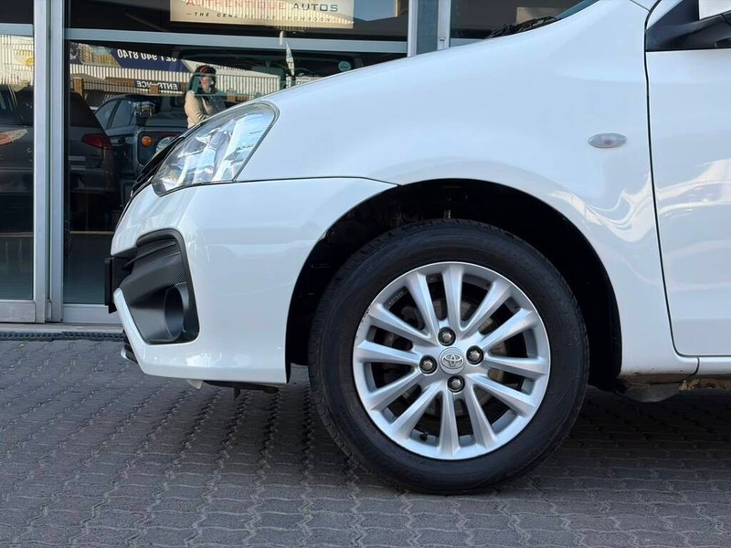 Toyota Etios - Authentique Autos - Image 19