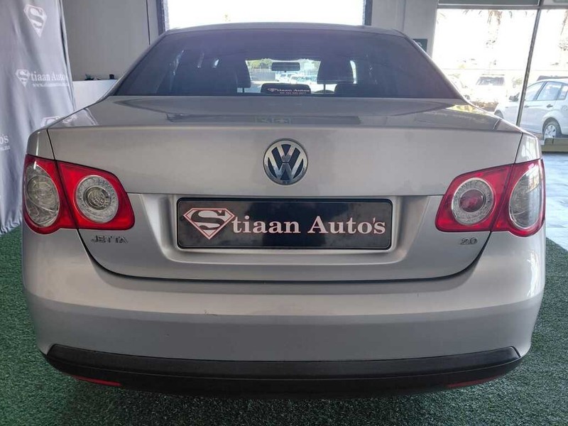Volkswagen Jetta - Stiaan Autos (Pty) Ltd - Image 4