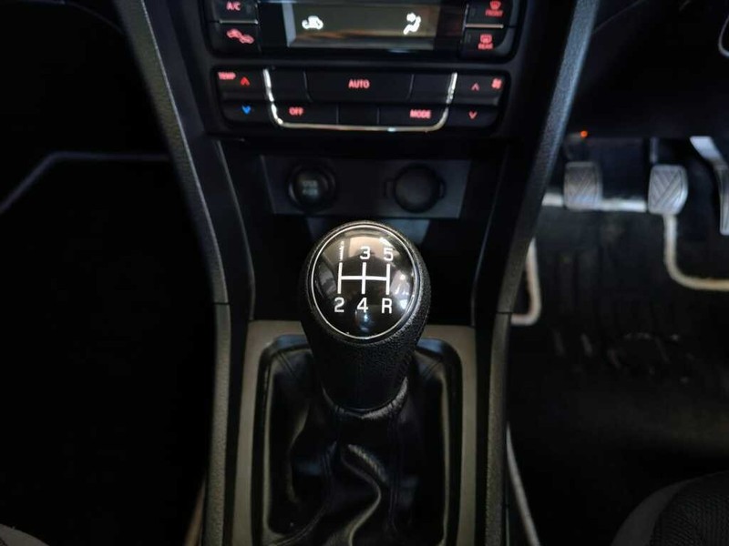 Suzuki Vitara Brezza - Auto Investments Hatfield - Image 17
