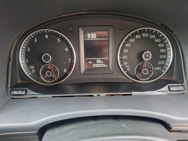 Volkswagen Caddy - Melrose Auto - Image 11