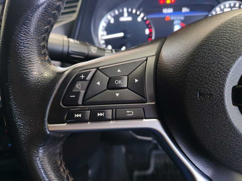 Nissan Navara - Auto Investments Hatfield - Image 13