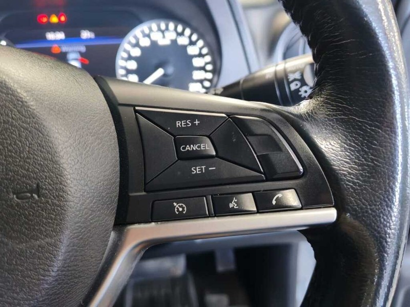 Nissan Navara - Auto Investments Hatfield - Image 15