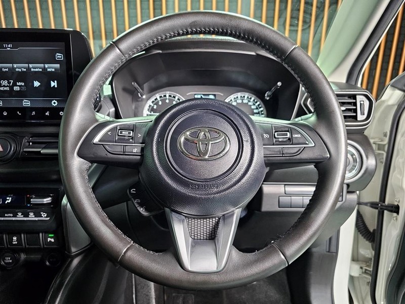 Toyota Urban Cruiser - Mit Mak Motors - Image 11