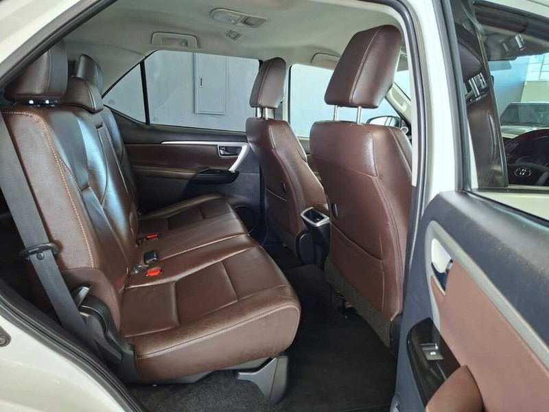 Toyota Fortuner - Cargen Auto - Image 11