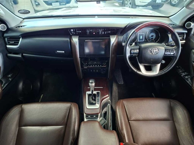 Toyota Fortuner - Cargen Auto - Image 10