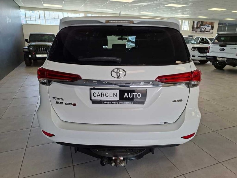 Toyota Fortuner - Cargen Auto - Image 5