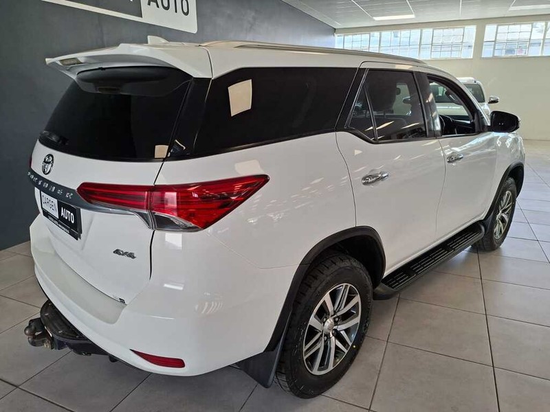 Toyota Fortuner - Cargen Auto - Image 7