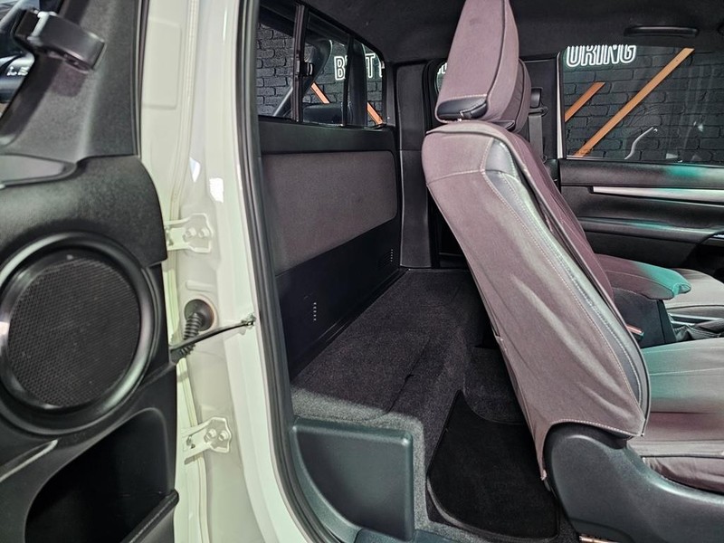 Toyota Hilux - Mit Mak Motors - Image 21