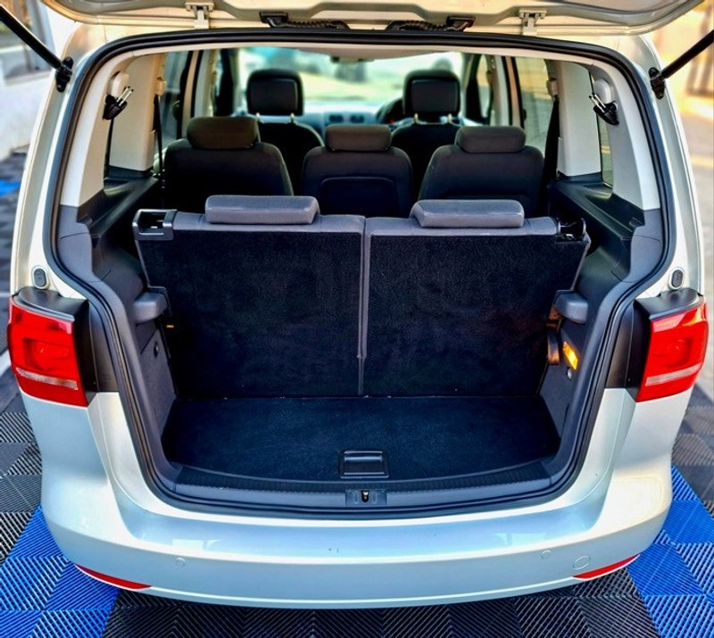 Volkswagen Touran - Parkview Auto Vereeniging - Image 39