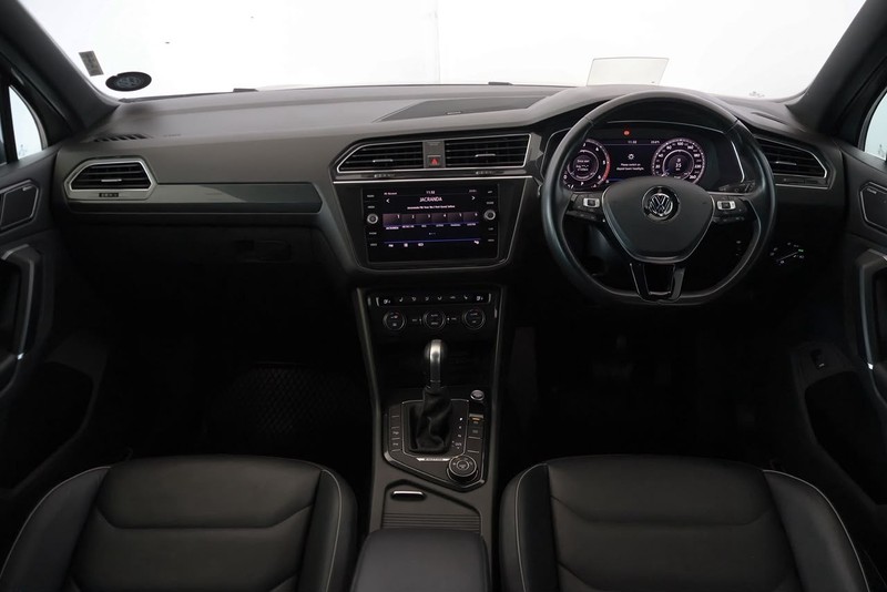 Volkswagen Tiguan - Audi Centre Hatfield - Image 19