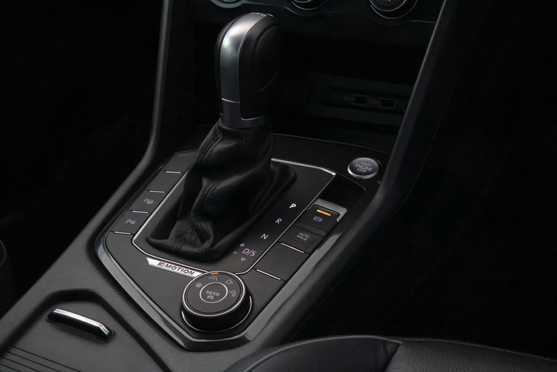 Volkswagen Tiguan - Audi Centre Hatfield - Image 18