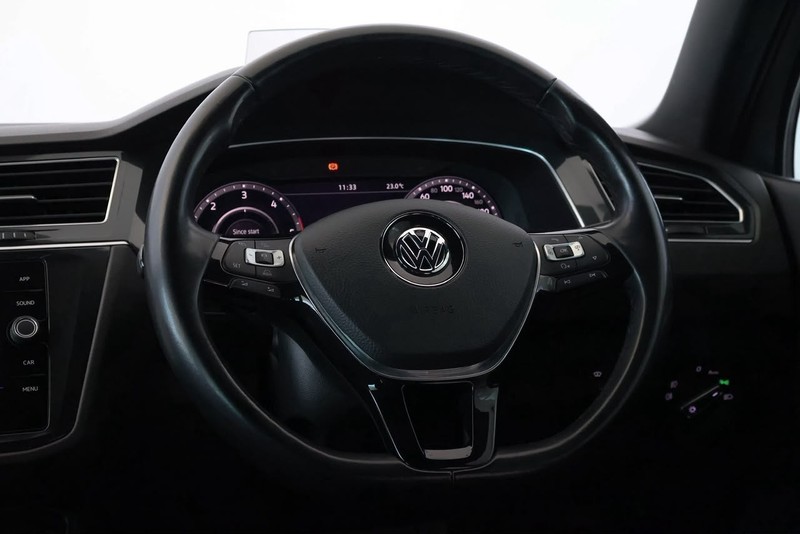 Volkswagen Tiguan - Audi Centre Hatfield - Image 20