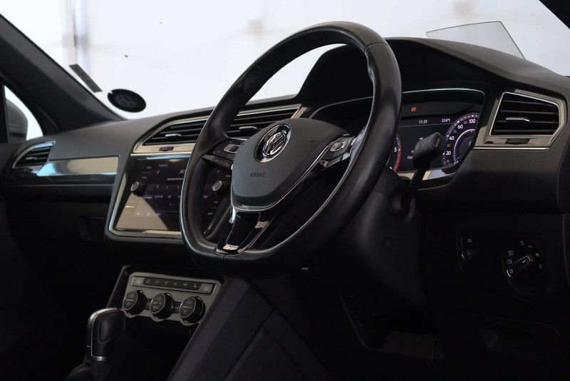 Volkswagen Tiguan - Audi Centre Hatfield - Image 29