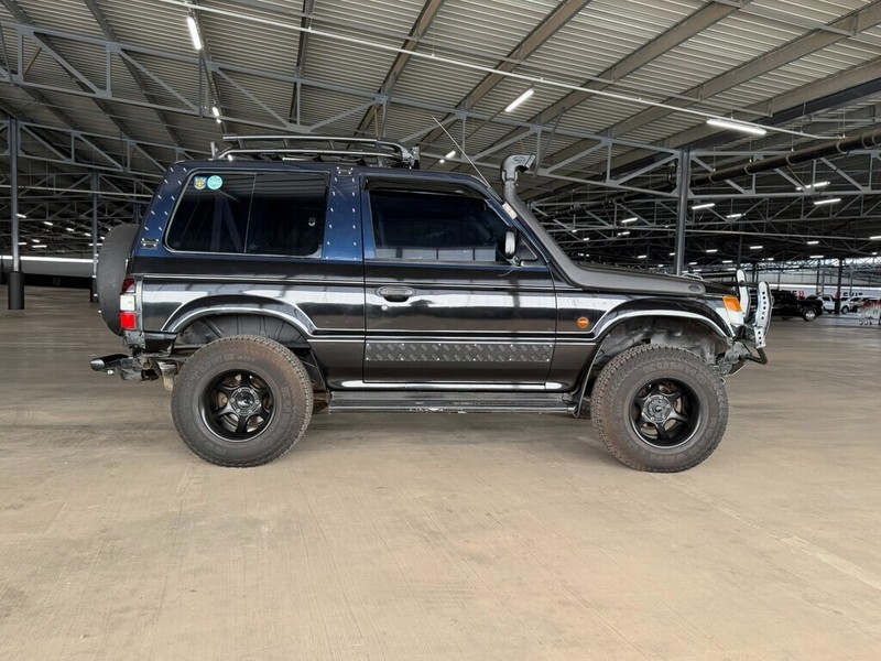 Mitsubishi Pajero - Bakwena Auto Sales - Image 13