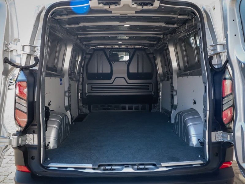 Ford Transit Custom - Ford Woodmead - Image 11