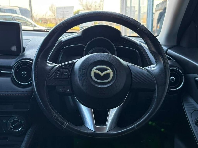 Mazda 2 - Authentique Autos - Image 8