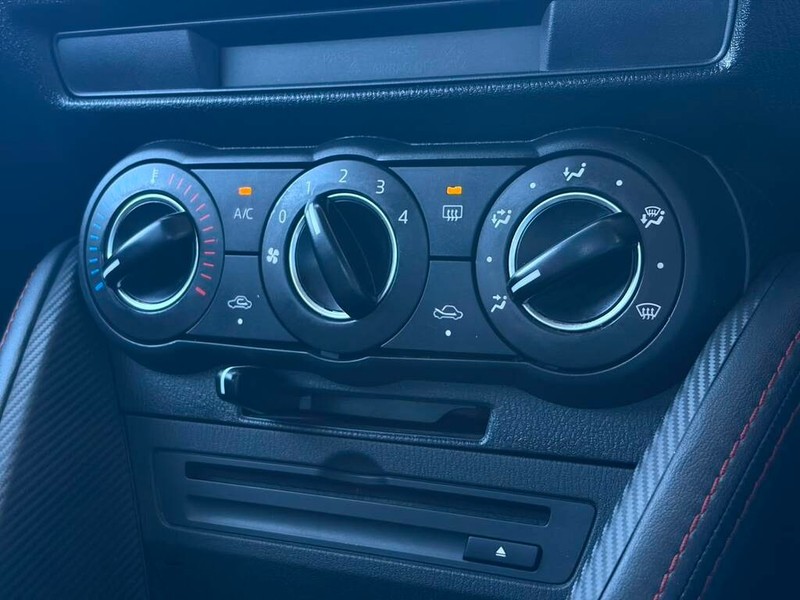 Mazda 2 - Authentique Autos - Image 11