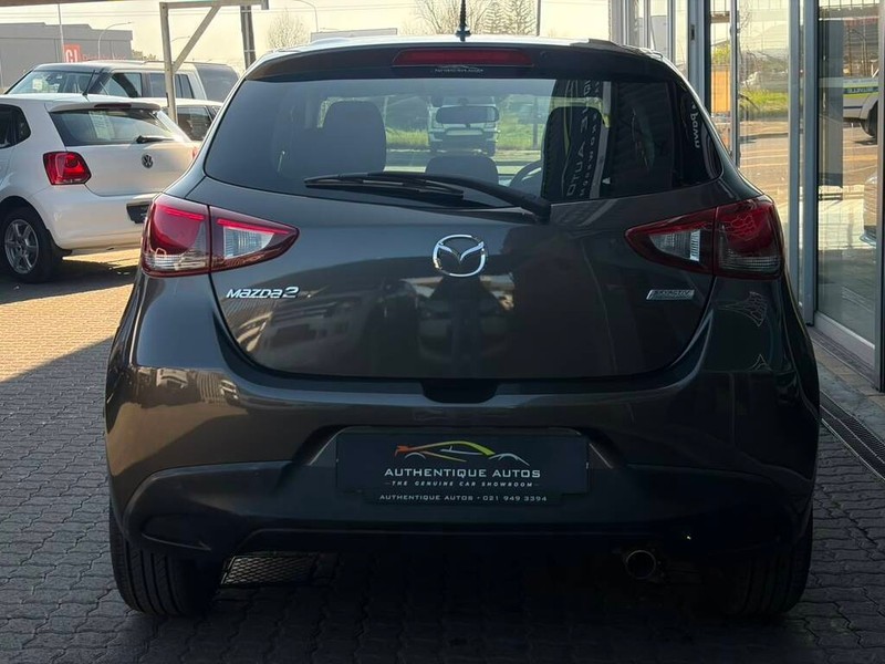 Mazda 2 - Authentique Autos - Image 4