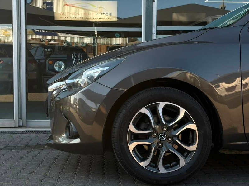 Mazda 2 - Authentique Autos - Image 20