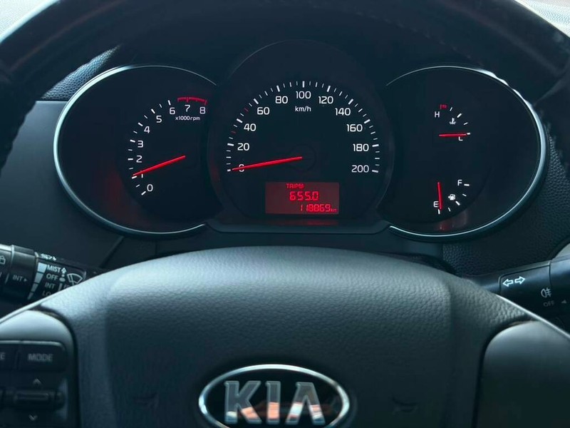 Kia Picanto - Authentique Autos - Image 10