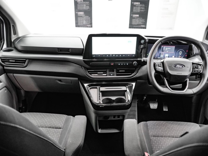 Ford Tourneo Custom - Audi Centre Rivonia - Image 26